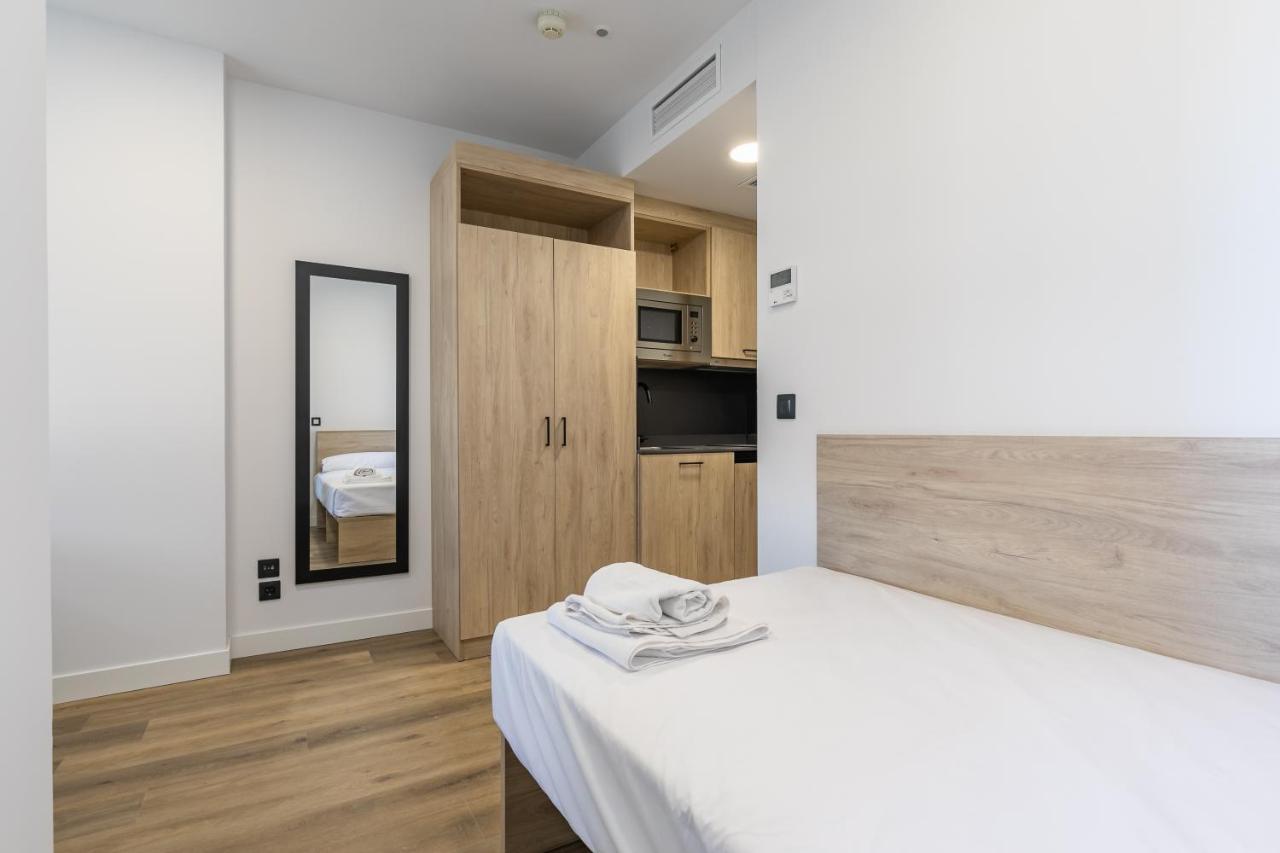 Micampus Xaudaro Student Residence มาดริด ภายนอก รูปภาพ