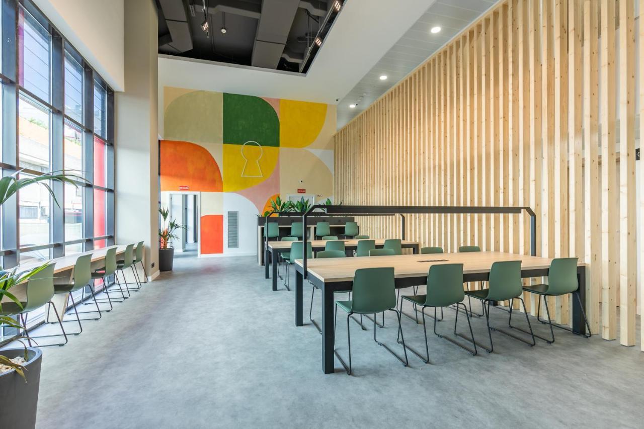 Micampus Xaudaro Student Residence มาดริด ภายนอก รูปภาพ