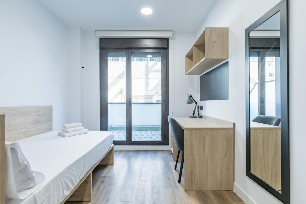 Micampus Xaudaro Student Residence มาดริด ภายนอก รูปภาพ
