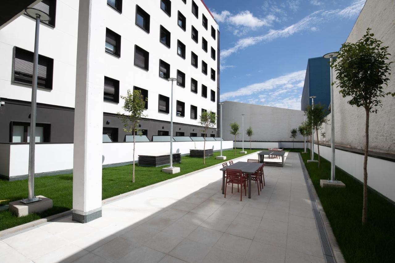 Micampus Xaudaro Student Residence มาดริด ภายนอก รูปภาพ